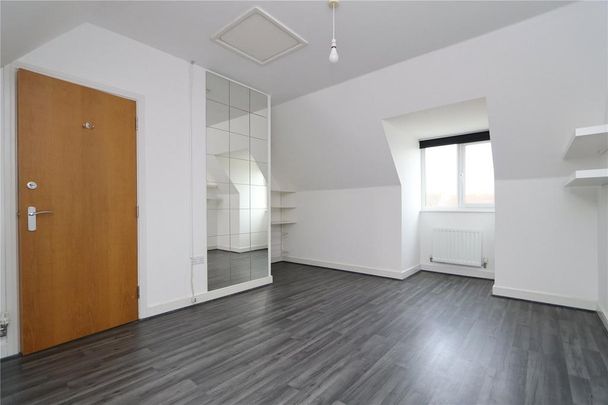 4 bedroom terraced house to rent - Photo 1