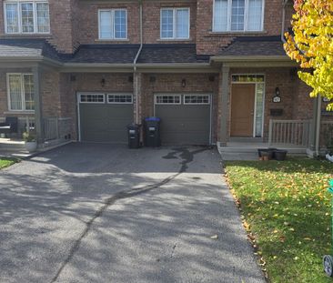 For Lease - 92 Honeyview Trail, Brampton, Ontario - Photo 5