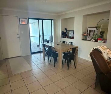 Upper Coomera - Photo 2