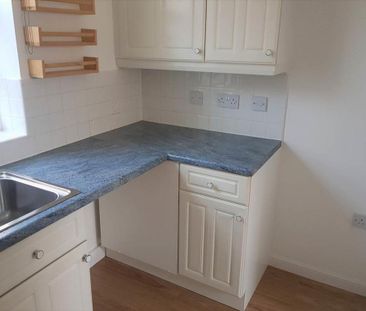 2 bedroom house to rent - Photo 1