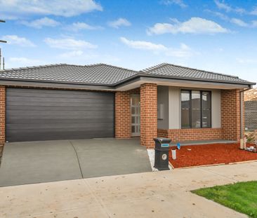 5 Flume Way, Officer VIC 3809 - House For Rent | Domain - Photo 6