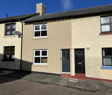 2 bedroom terraced house to rent - Photo 1