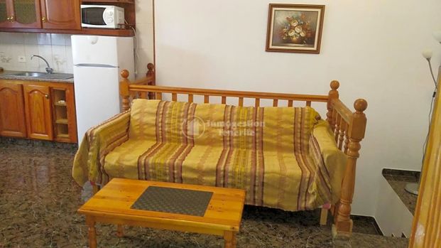 Se alquila en Guargacho apartamento de 1 dormitorio - Photo 1