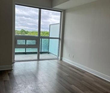 704 35 Brian Peck Crescent - Photo 2
