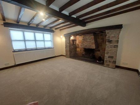 2 bedroom semi-detached house to rent - Photo 2