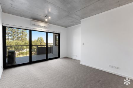 74/59 Breaksea Drive - Photo 5