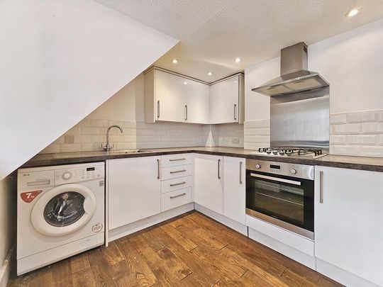 2 bedroom apartment to rent - Photo 1