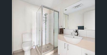 Lifestyle Retreat in the Heart of Newmarket - Photo 5