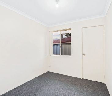 37A Admiralty Crescent, - Photo 5