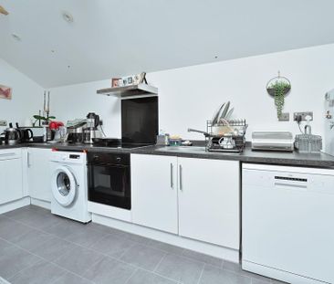 1 bedroom property to rent - Photo 6