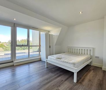 3 Bed Flat, Dunton Road, E10 - Photo 5