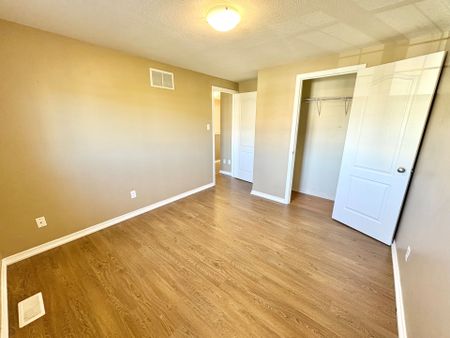 For Lease - 88 Warman Street, New Tecumseth, Ontario - Photo 2