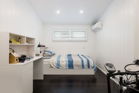 Inner City Charmer - Photo 2