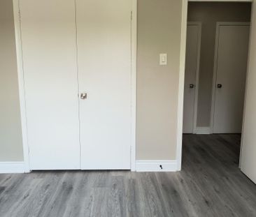 3 Iroquois Apartments - Photo 5