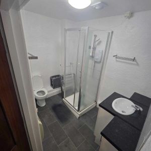 Woodsley Road, Leeds, LS3 1DU - Photo 3