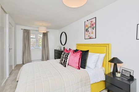 Jefferson Close - Photo 2