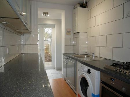 2 bedroom terraced house to rent - Photo 5