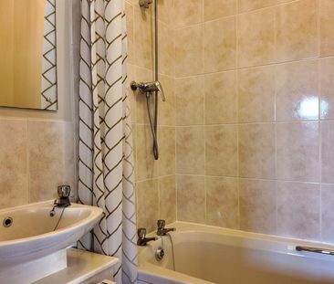 1 bedroom house to rent - Photo 2