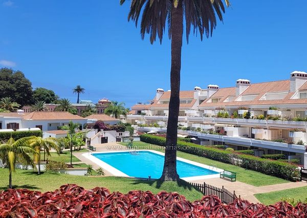 Precioso estudio en la mejor zona del Puerto de la Cruz, La Paz. Edificio con gran piscina climatizada y bonitos jardines tropicales