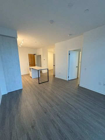 For Lease - 2495 Eglinton Avenue, Mississauga, Ontario - Photo 5