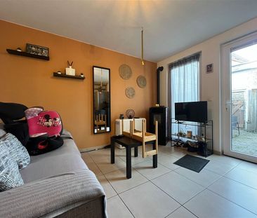 Studio te huur in Leuze voor € 475 met 1 slaapkamer - Photo 1