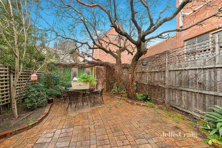 15 Campbell Grove, Northcote - Photo 2