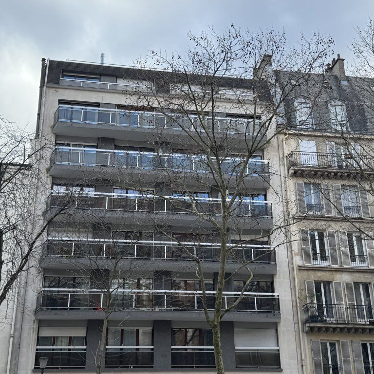 Location Appartement 1 pièce 31m² PARIS 13ème - Photo 1