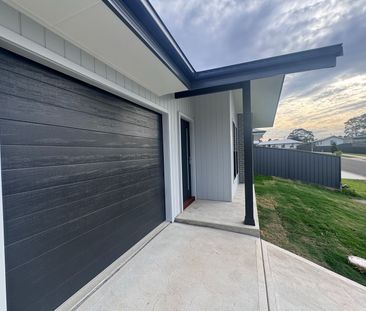 Comfortable & Convenient Living - Photo 4