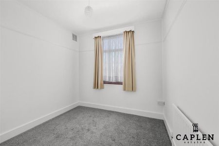 3 bedroom semi-detached bungalow to rent - Photo 4