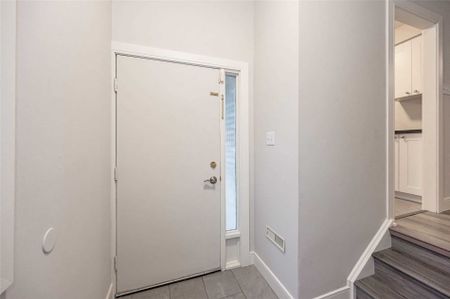 For Lease - 2896 Arvida Circle, Mississauga, Ontario - Photo 5