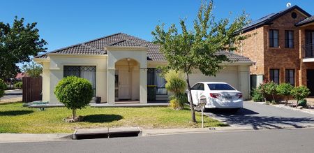 3-bedroom shared house / townhouse, Innes Circuit - Photo 3