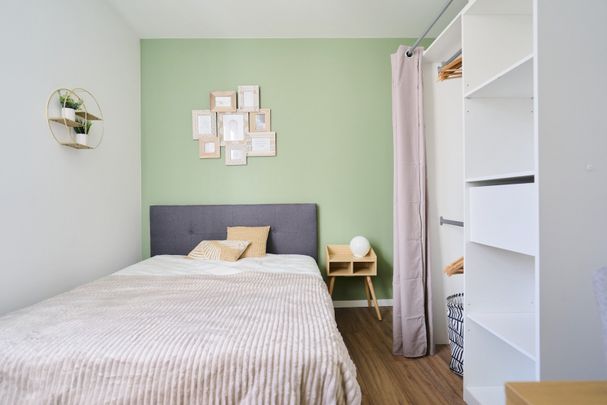 NEUVE DEJEAN Roommate 4 Bedrooms at Amiens - Photo 1