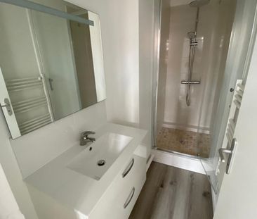 Location Appartement 1 pièce 36m² MONTAUBAN 82000 - Photo 5