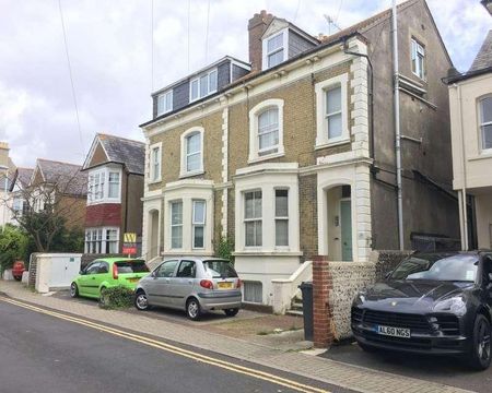 Grafton Road, Worthing, BN11 - Photo 4