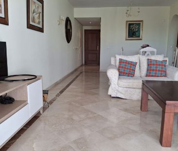 2 Bedroom Apartment For Rent in Costalita, Málaga - Photo 3