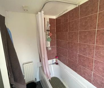 1 bedroom house of multiple occupation to rent - Photo 4