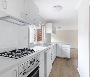 4/6 Short Street, Thornleigh NSW 2120 - House For Rent | Domain - Photo 5