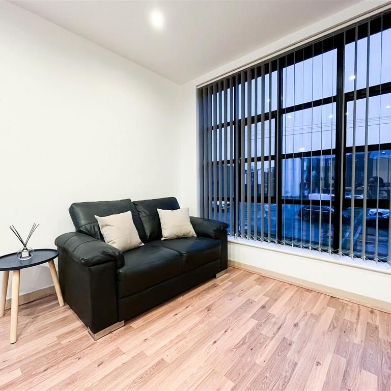 Studio to rent - Photo 1