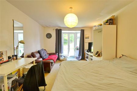 6 bedroom semi-detached house to rent - Photo 3