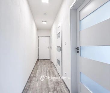 Pronájem novostavby bytu 2+kk s parkovacím stáním, 48 m - Photo 2