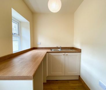 Raglan Place, Burnopfield, NE16 - Photo 2