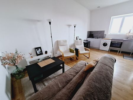 Apartment - Photo 2