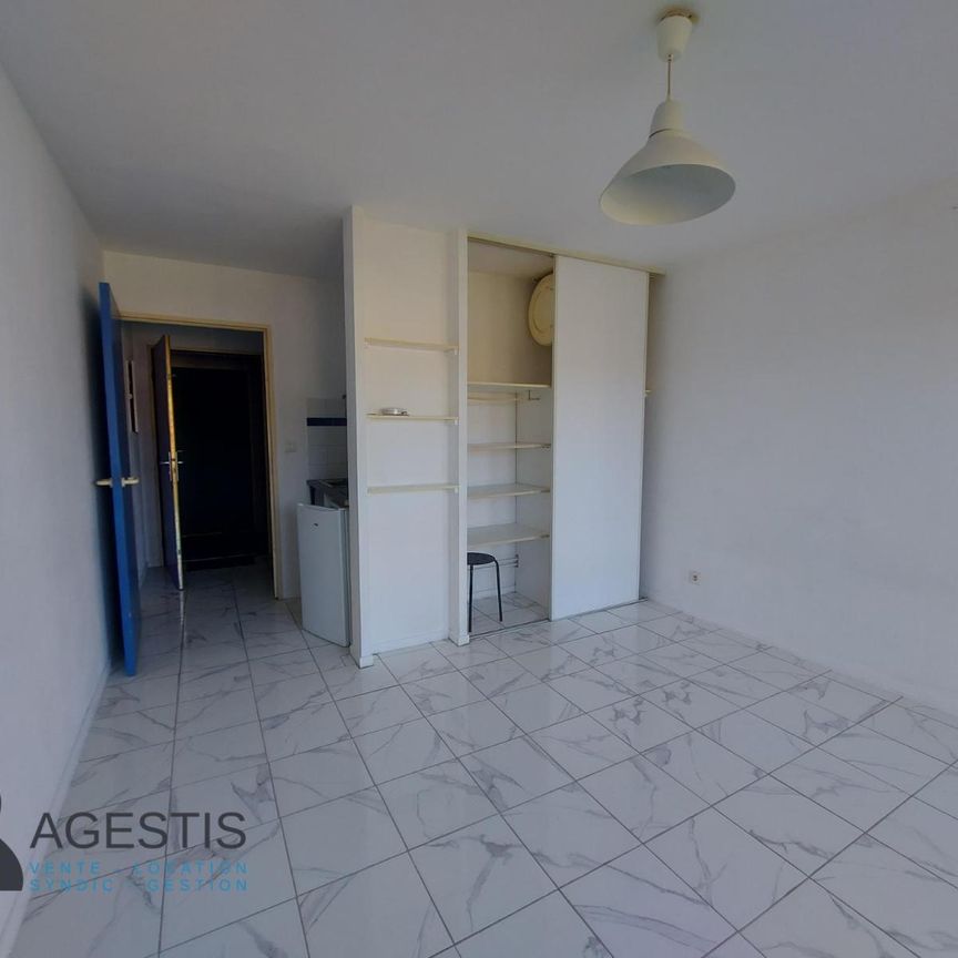 APPARTEMENT T1 21M - Photo 1
