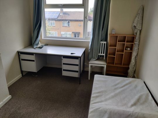 4 bedroom House - SPRING GLEN, Student Accomodation - Photo 1
