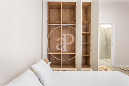 Piso de alquiler en C/ Dels Burguerins, El Mercat - Photo 3