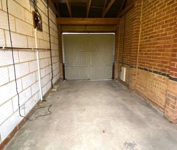 Rochelle Way, Northampton, NN5 - Photo 6