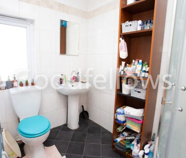 Sutton Common Road, Sutton, SM3 - Photo 1