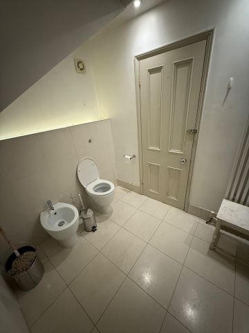 Room in a Shared Flat, Hartington Road, SW8 - Photo 4