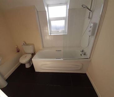 2 bedroom property to rent - Photo 6