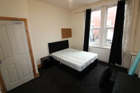 Emmanuel Street, Preston - Photo 2